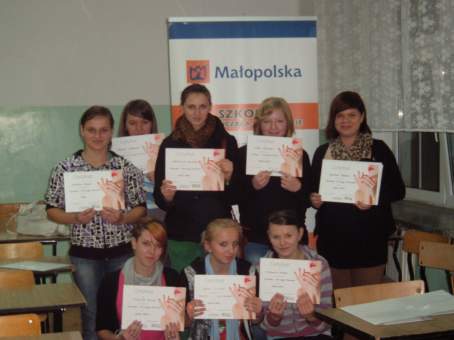 Kurs manicure i stylizacji paznokcia.