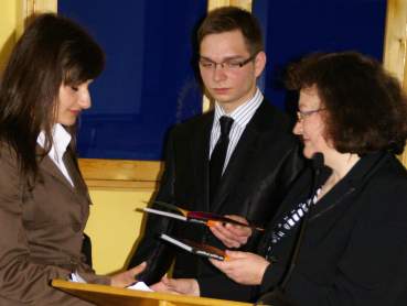 Podzi�kowania dla szkolnych samorz�dowc�w.