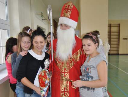 Szkolne Miko�ajki 2011 r.