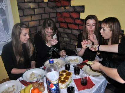 Wigilijne spotkanie samorz�du uczniowskiego - 21.12.2011r..