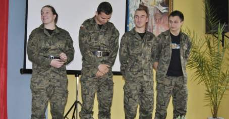 Prezentacja kandydat�w do samorz�du uczniowskiego.