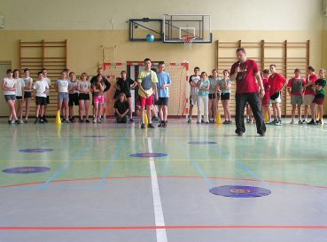 Sala gimnastyczna szko�y.